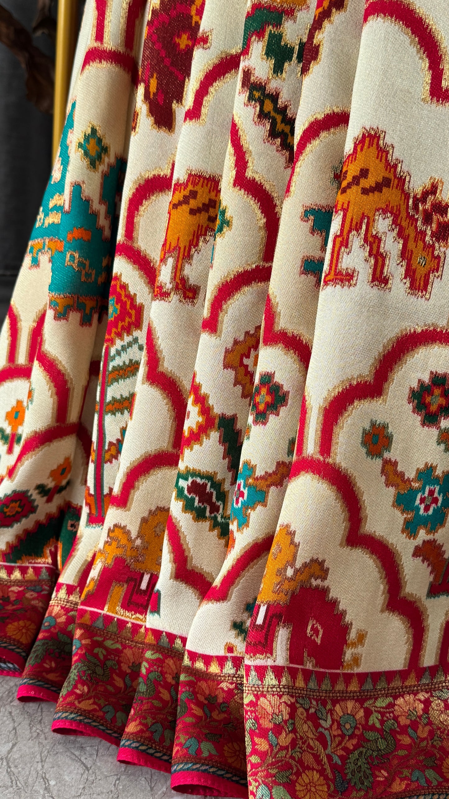 A Kashmiri Pashmina Banarasi Handwoven Storytelling Sarees Patola Pattern - Beige