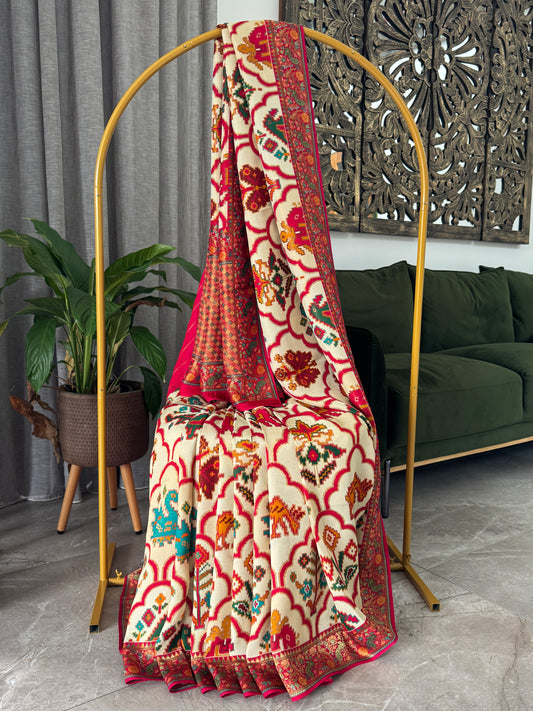 A Kashmiri Pashmina Banarasi Handwoven Storytelling Sarees Patola Pattern - Beige