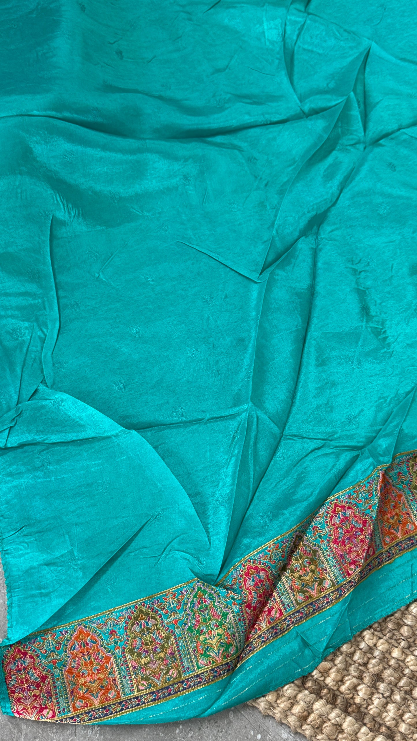 A Kashmiri Pashmina Banarasi Handwoven Storytelling Sarees - Teal Green