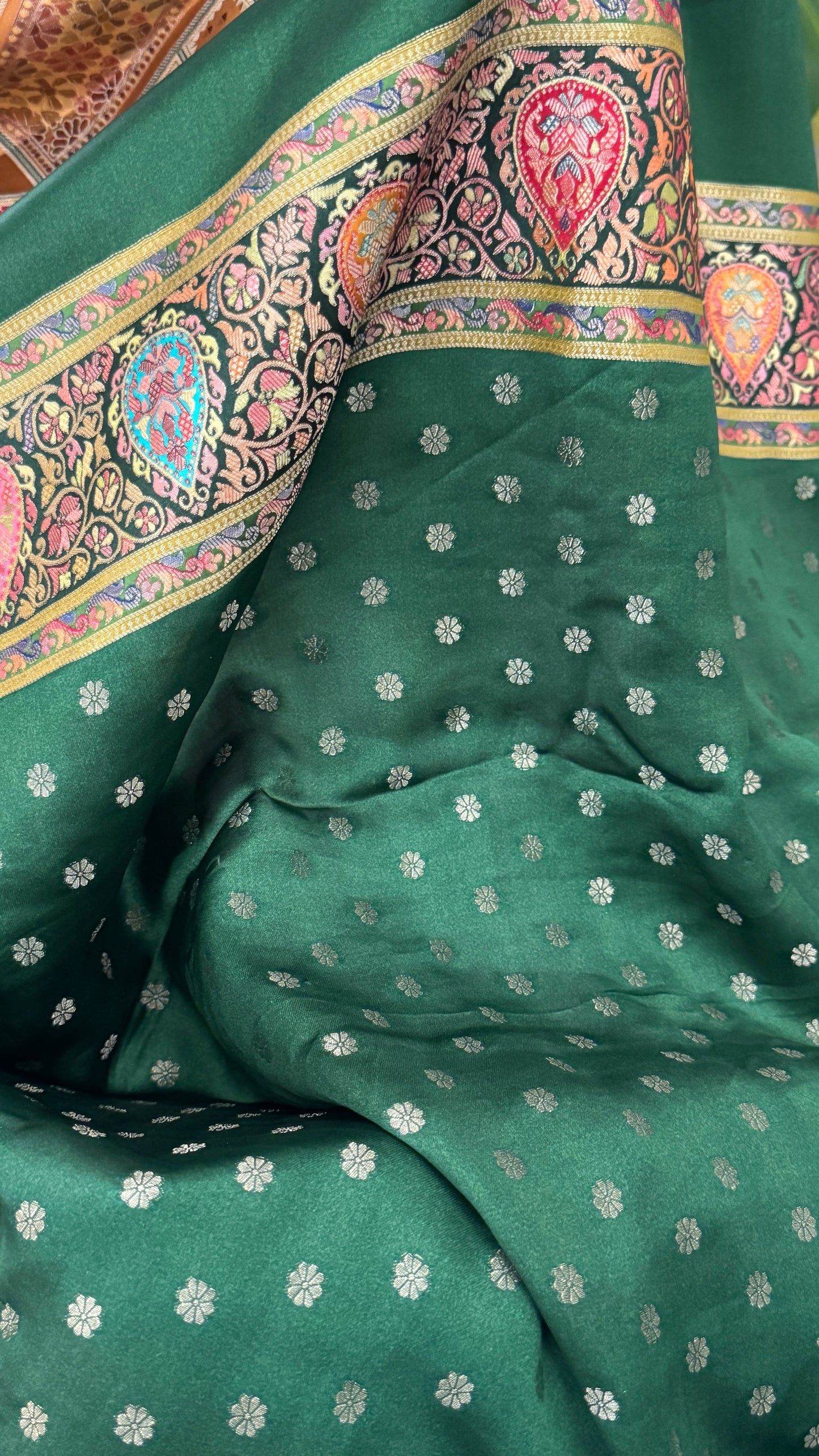 A Kashmiri Pashmina Banarasi Handwoven Storytelling Sarees - Green