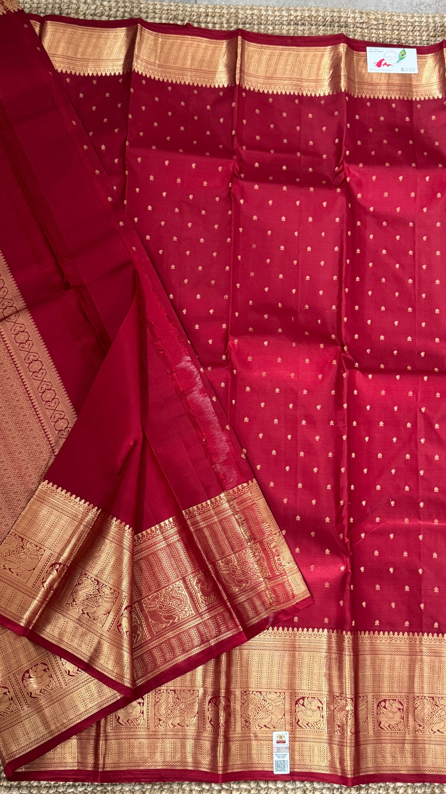 KANJIVARAM PURE SILK SAREE in DEEP Red