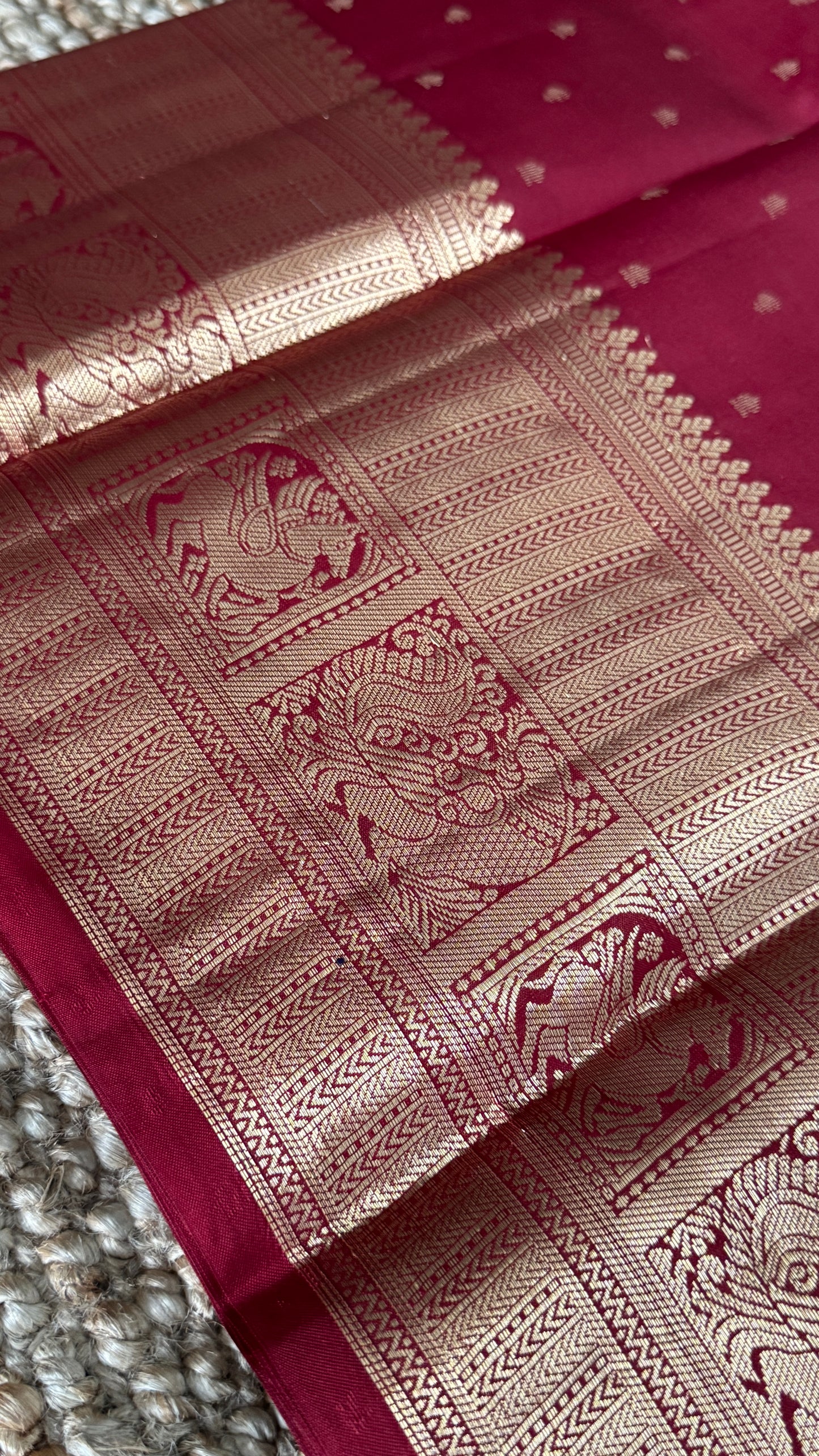 KANJIVARAM PURE SILK SAREE in DEEP Red