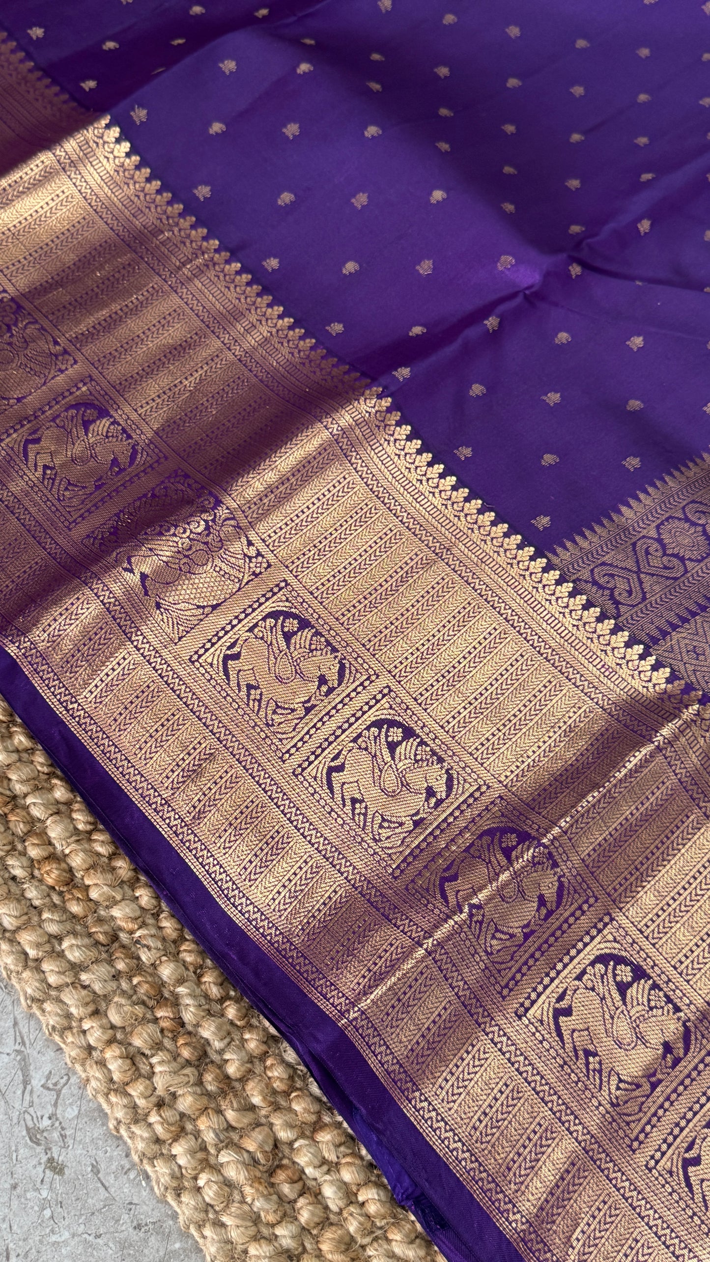 KANJIVARAM PURE SILK SAREE in DEEP Purple