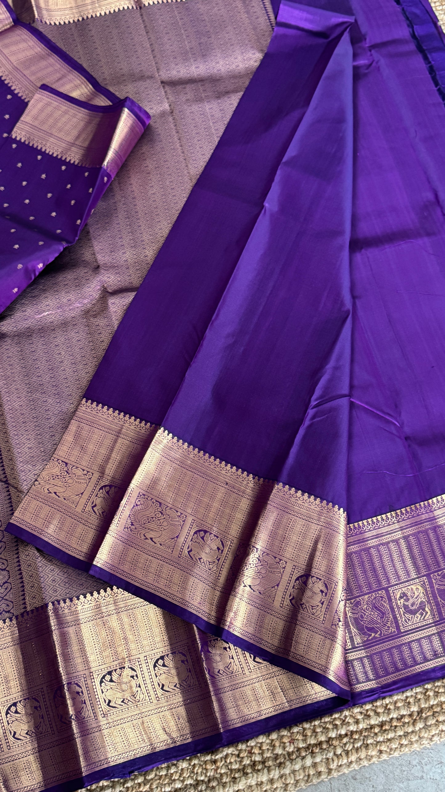 KANJIVARAM PURE SILK SAREE in DEEP Purple
