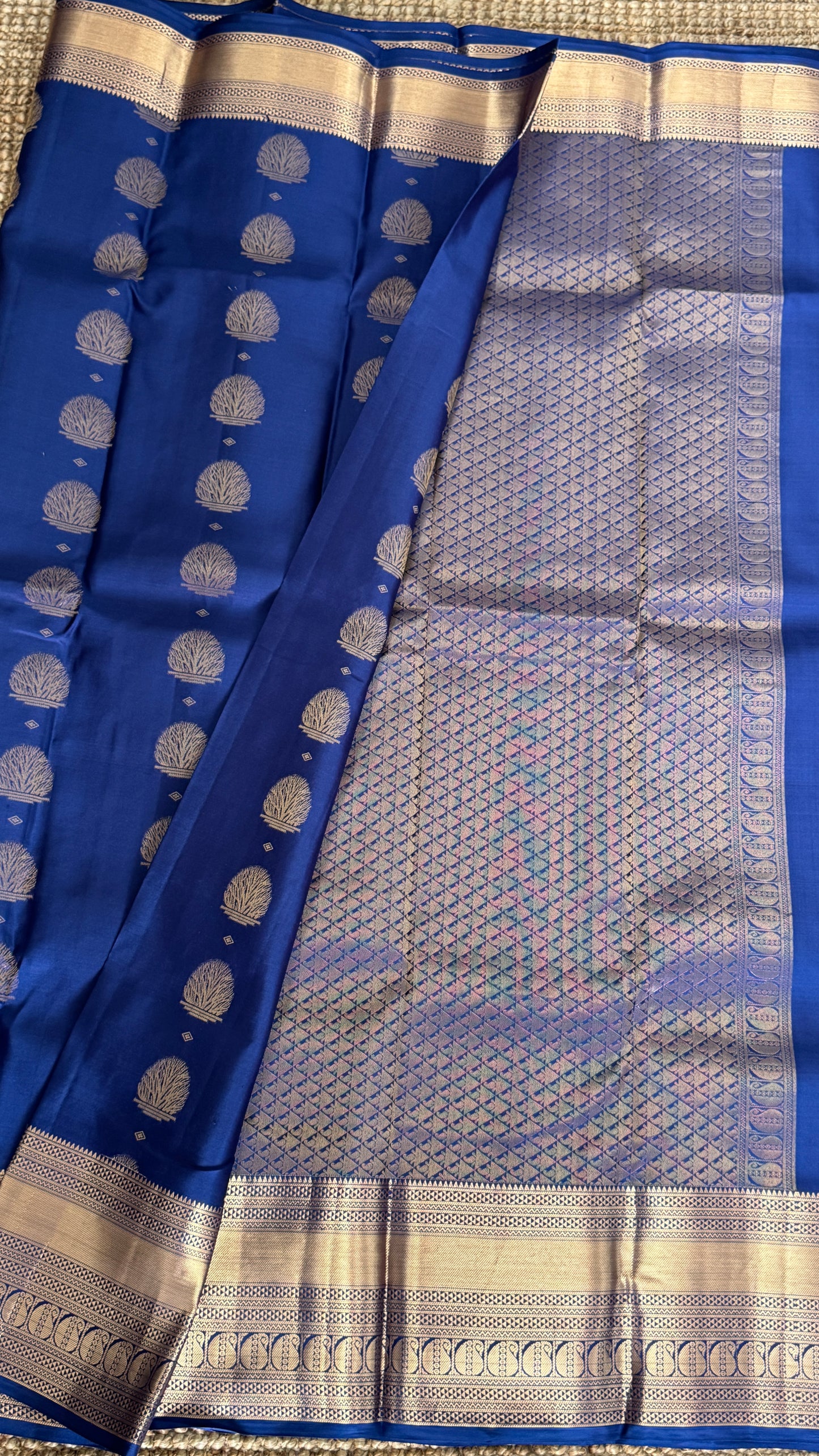 KANJIVARAM PURE SILK SAREE in Royal Blue