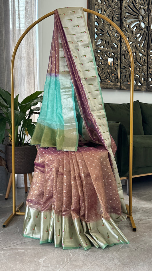 Semi Tissue Silk – Crushed in Onion Pink and contrast Paithani Border