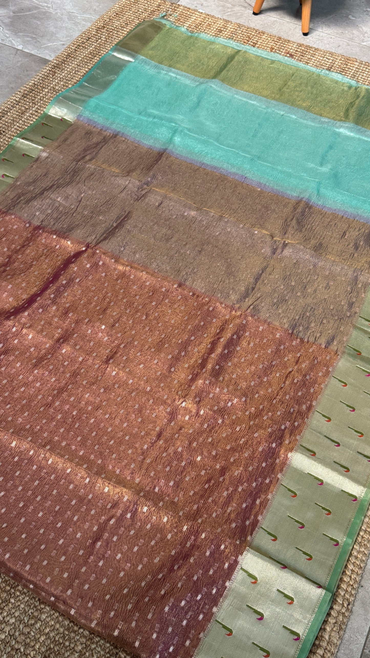 Semi Tissue Silk – Crushed in Onion Pink and contrast Paithani Border