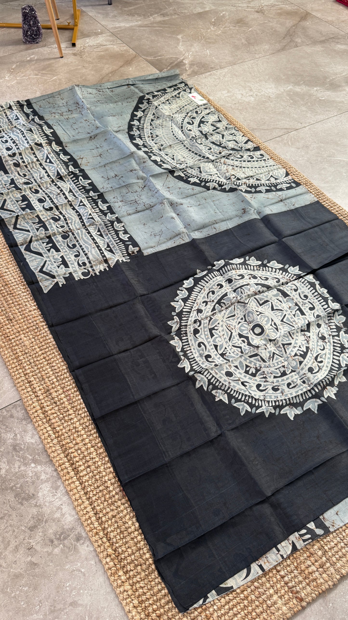 Pure Mulberry silk saree – Batik prints - Grey