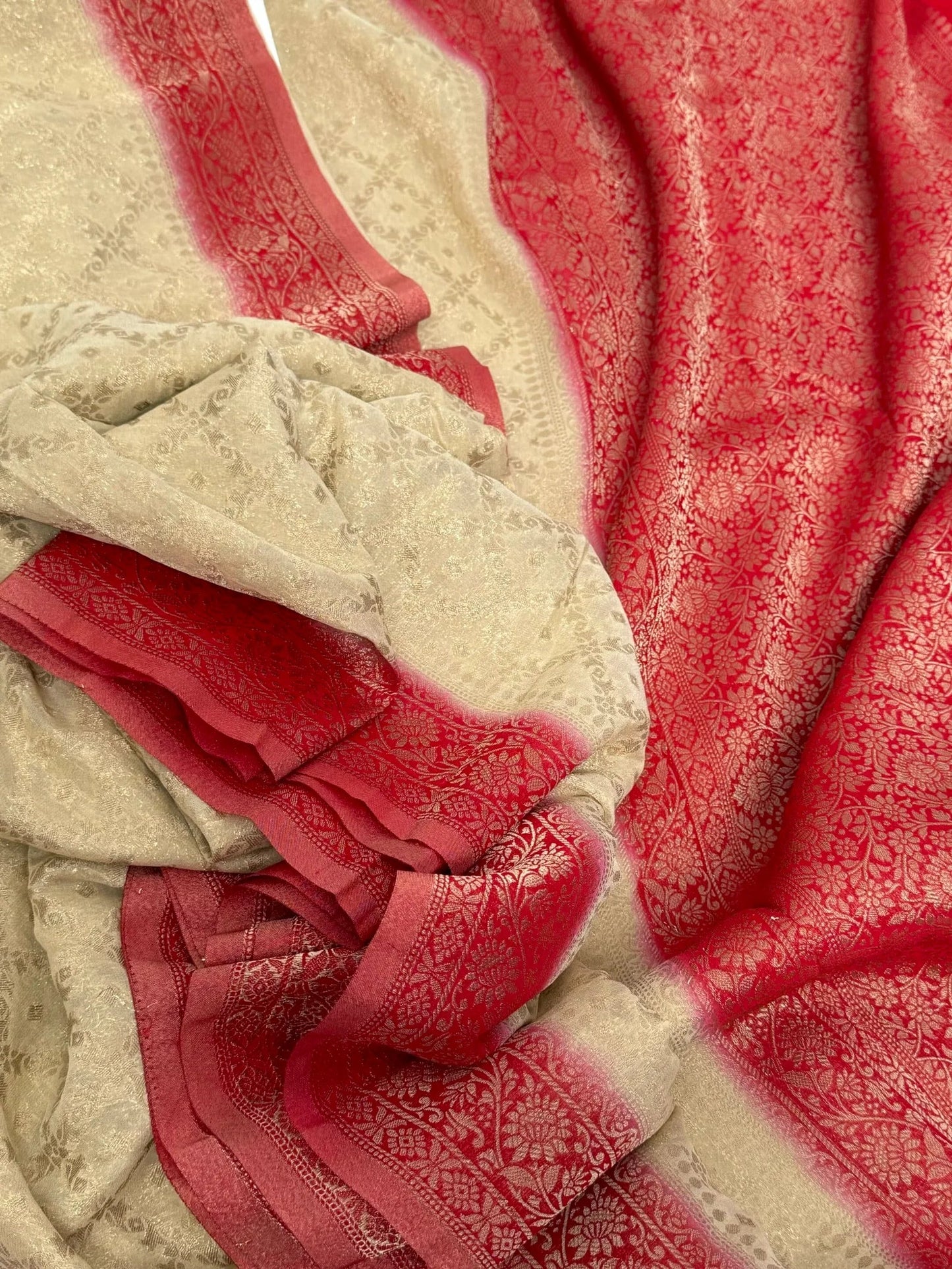 Georgette Silk Banarasi Saree – Beige & Red