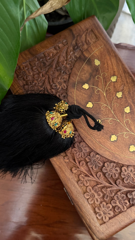 Jada Kuchulu – Gold covering