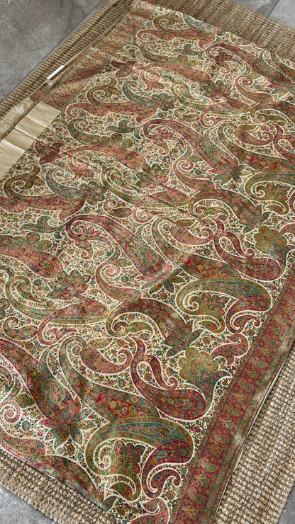 A Kashmiri Pashmina Banarasi Handwoven Floral Sarees - Half White