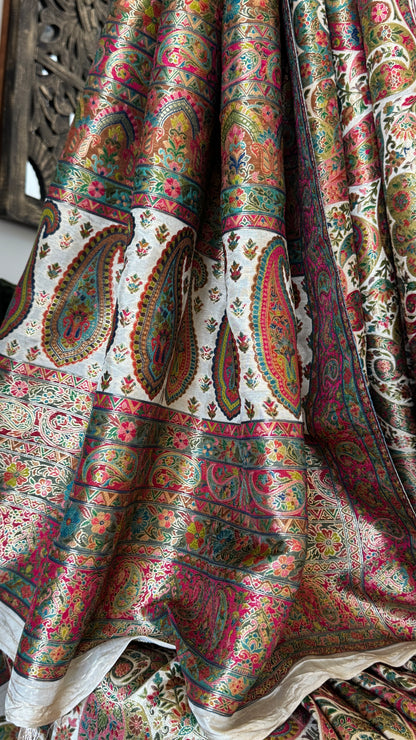A Kashmiri Pashmina Banarasi Handwoven Floral Sarees - Half White