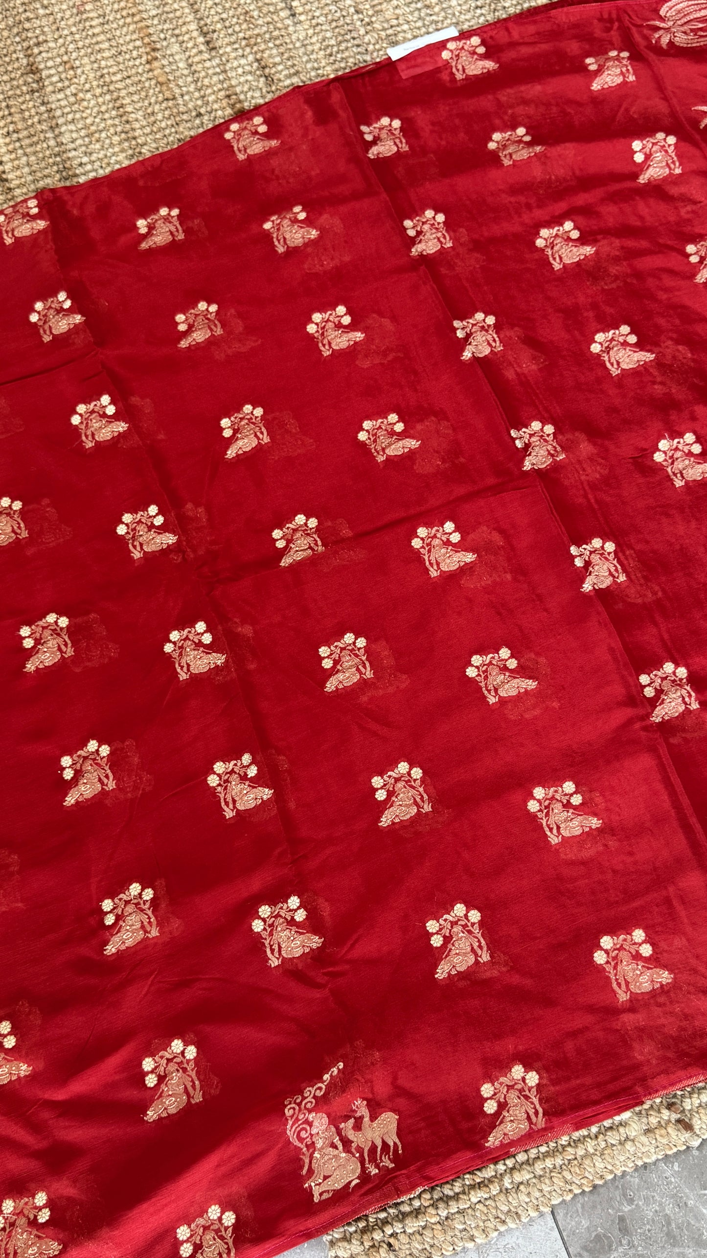 Chinon Crepe Sarees – Graceful, Lightweight & Perfectly Elegant – RED