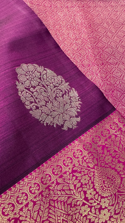 KANJIVARAM PURE SILK HANDLOOM SAREE in Wine and contrast Pink Border and Pallu