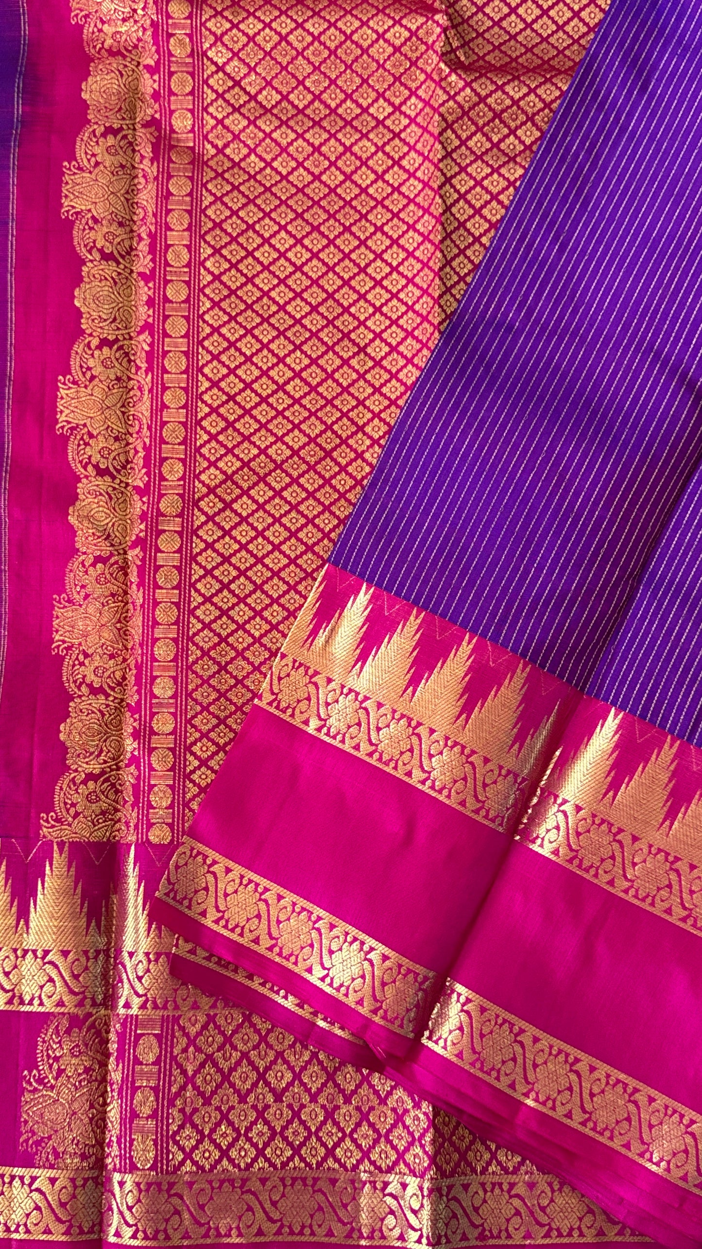 KANJIVARAM PURE SILK HANDLOOM SAREE in Purple and contrast Pink Border and Pallu