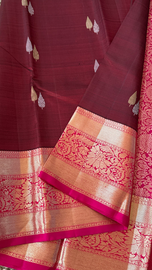KANJIVARAM PURE SILK HANDLOOM SAREE in Maroon and contrast Pink Border and Pallu