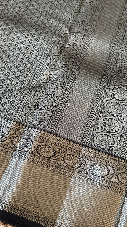 KANJIVARAM PURE SILK HANDLOOM SAREE in Black Beauty with Silver Zari Elegance