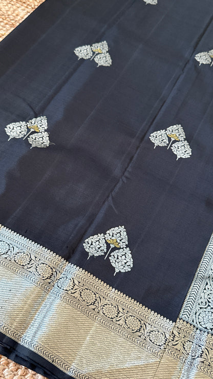 KANJIVARAM PURE SILK HANDLOOM SAREE in Black Beauty with Silver Zari Elegance