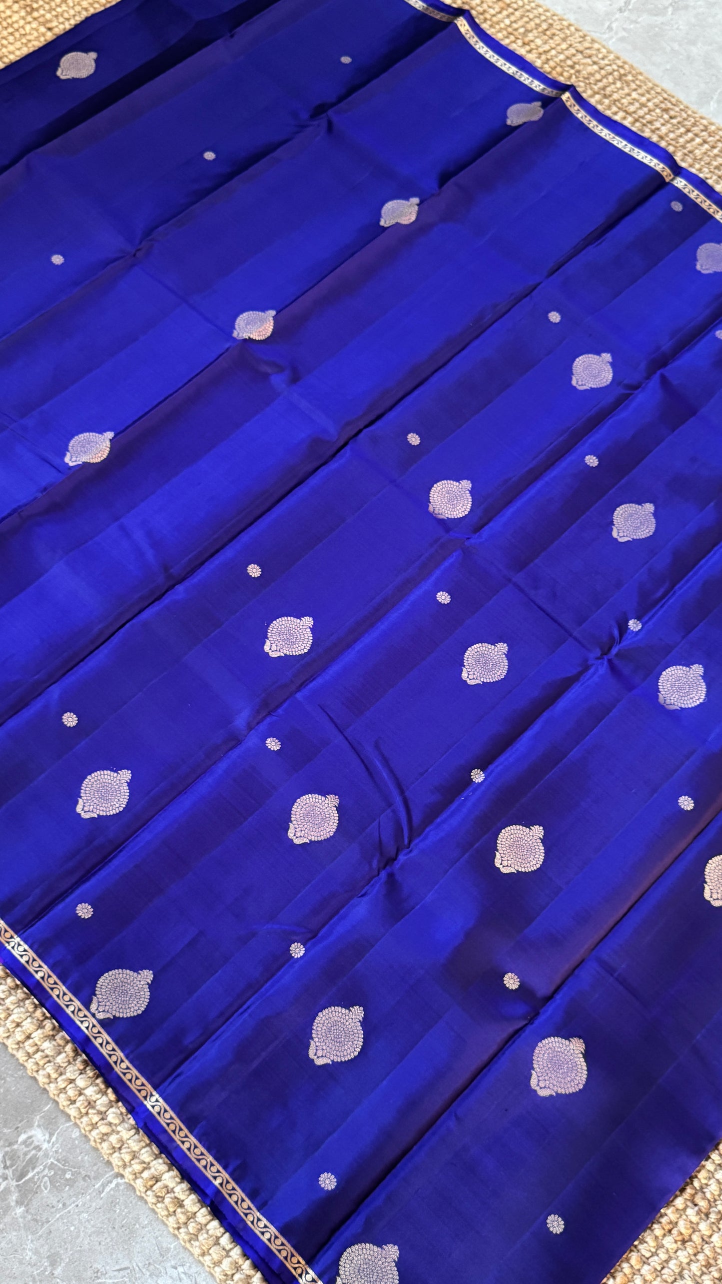KANJIVARAM PURE SILK HANDLOOM SAREE in Royal Blue and Orange Elegance