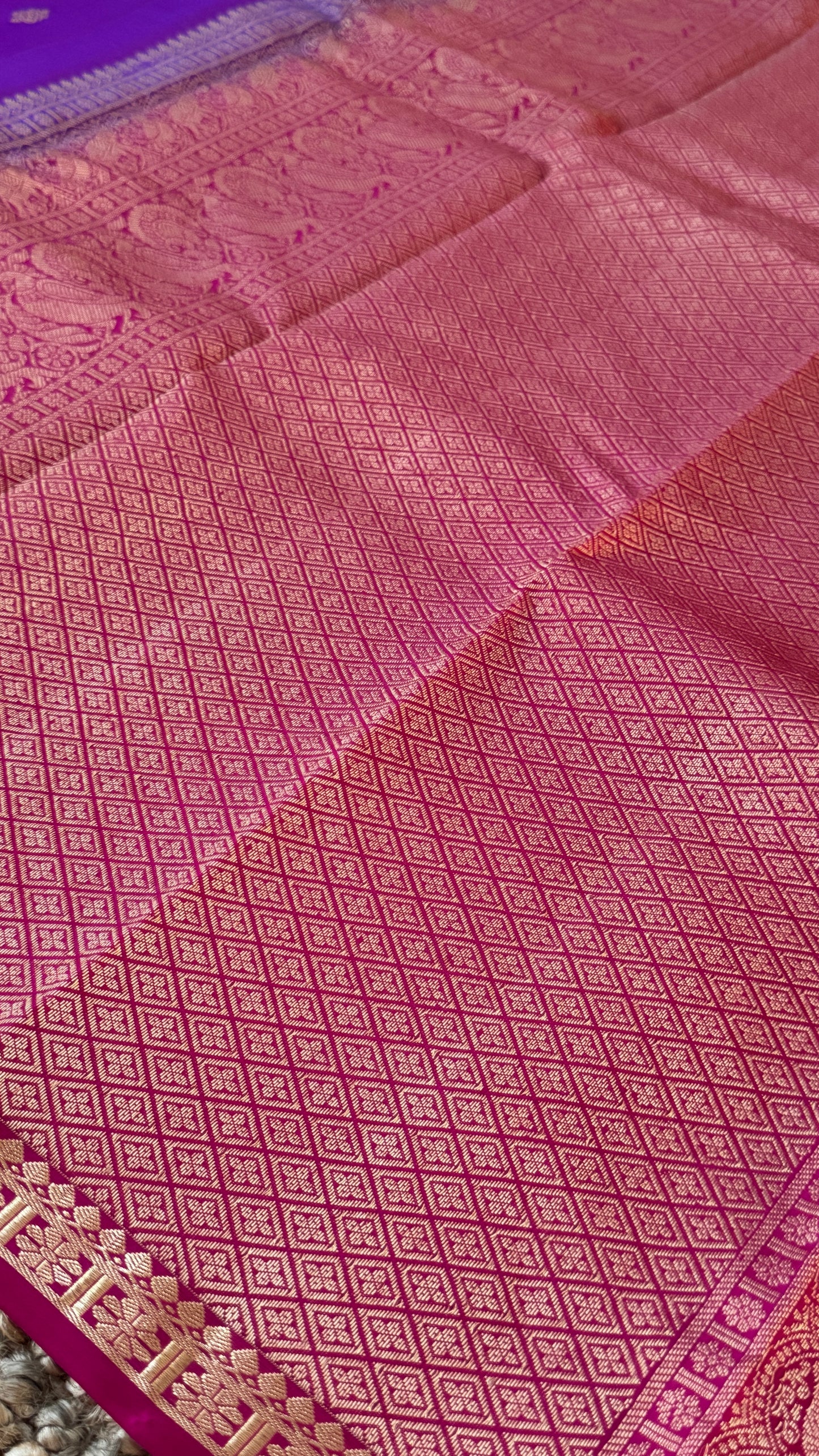 KANJIVARAM PURE SILK HANDLOOM SAREE in Purple and Pink Elegance