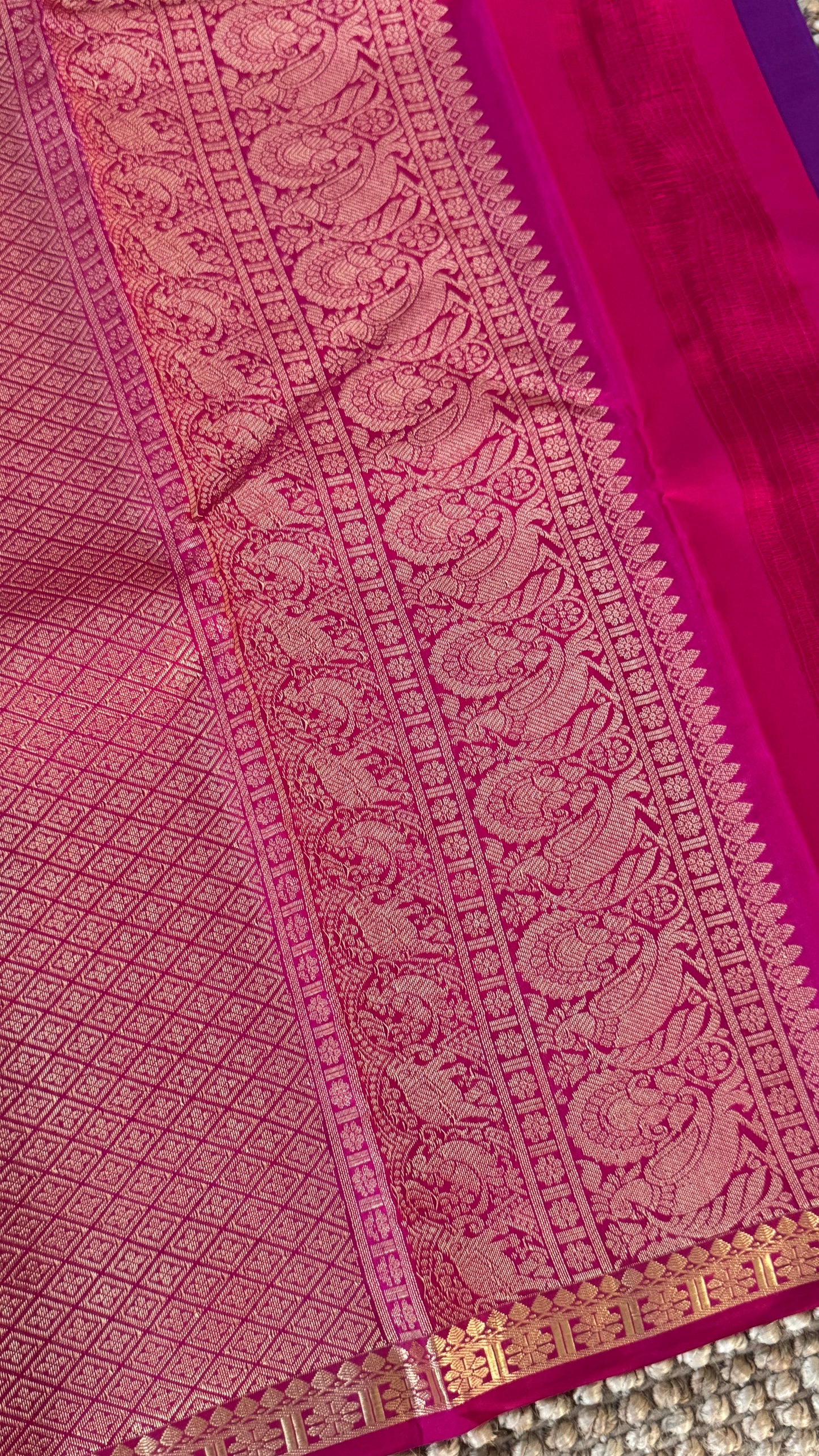 KANJIVARAM PURE SILK HANDLOOM SAREE in Purple and Pink Elegance