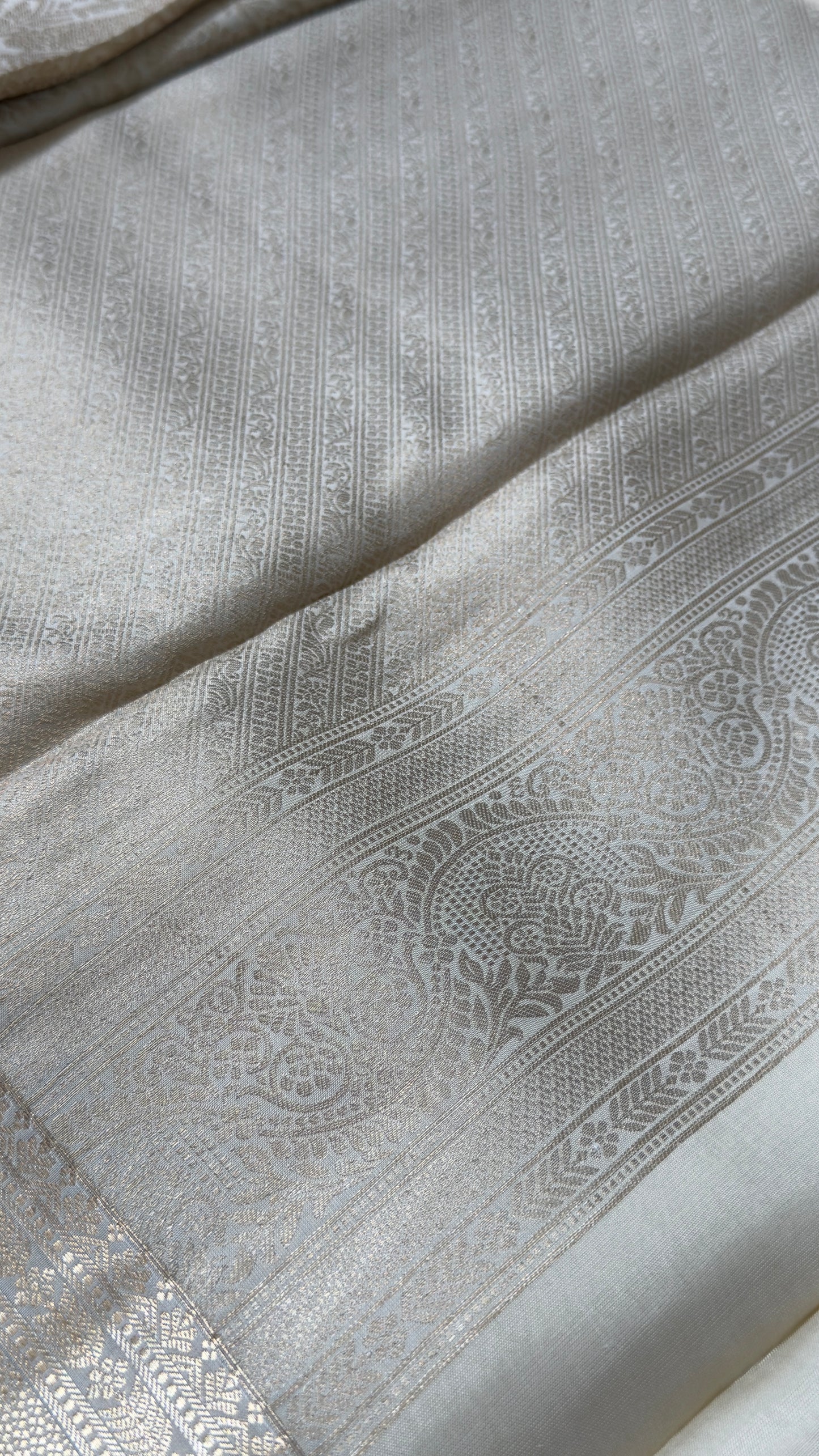 KANJIVARAM PURE SILK SAREE – Fully Brocade Saree in Half White