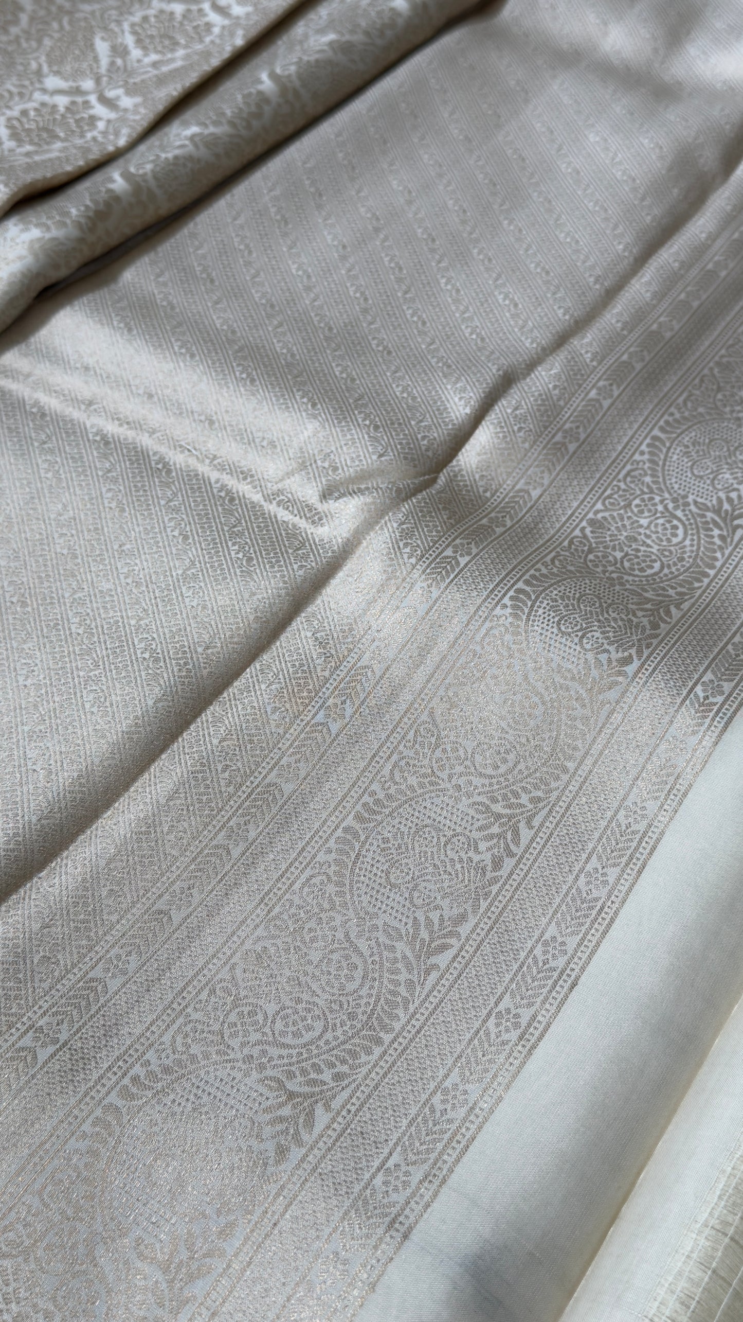 KANJIVARAM PURE SILK SAREE – Fully Brocade Saree in Half White