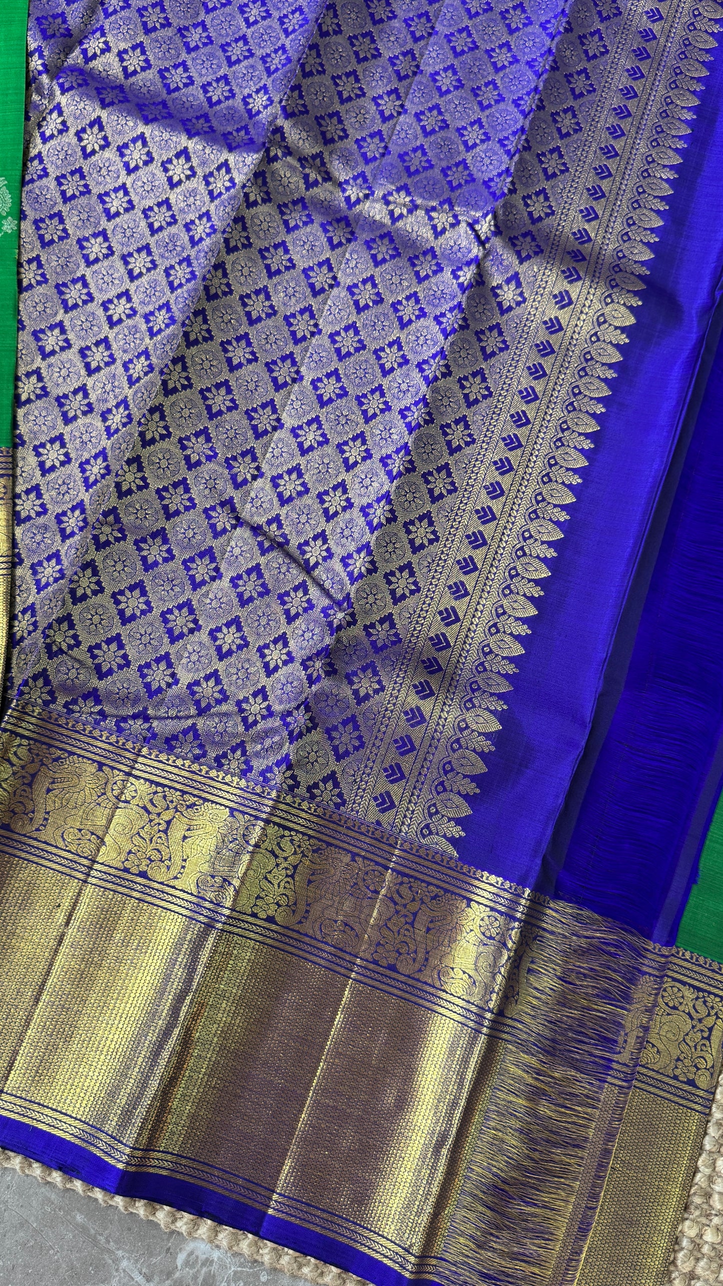 KANJIVARAM PURE SILK HANDLOOM SAREE in Green with Yali motif in Royal Blue