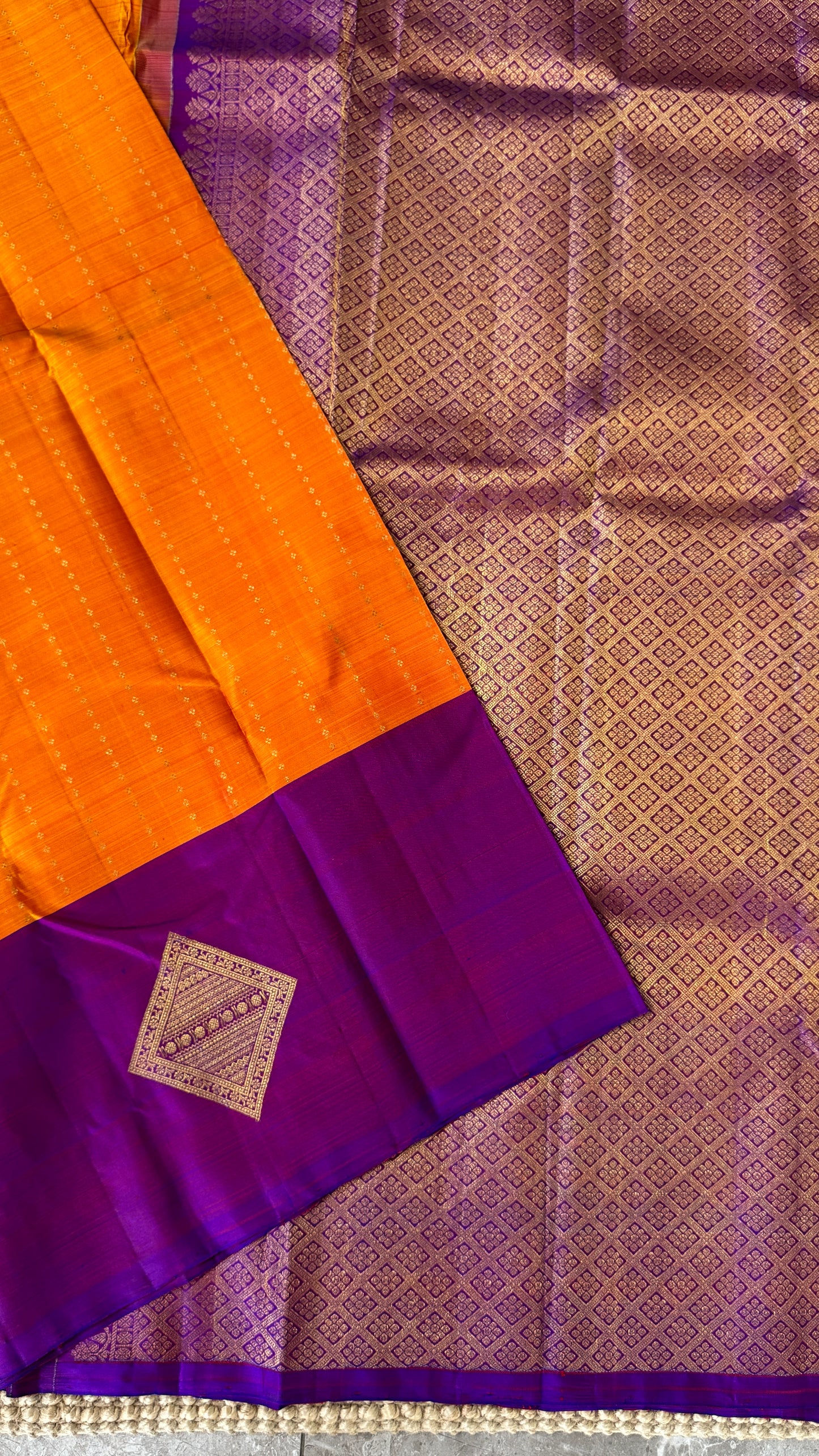 KANJIVARAM PURE SILK HANDLOOM SAREE – ORANGE WITH CONTRAST PURPLE PALLU