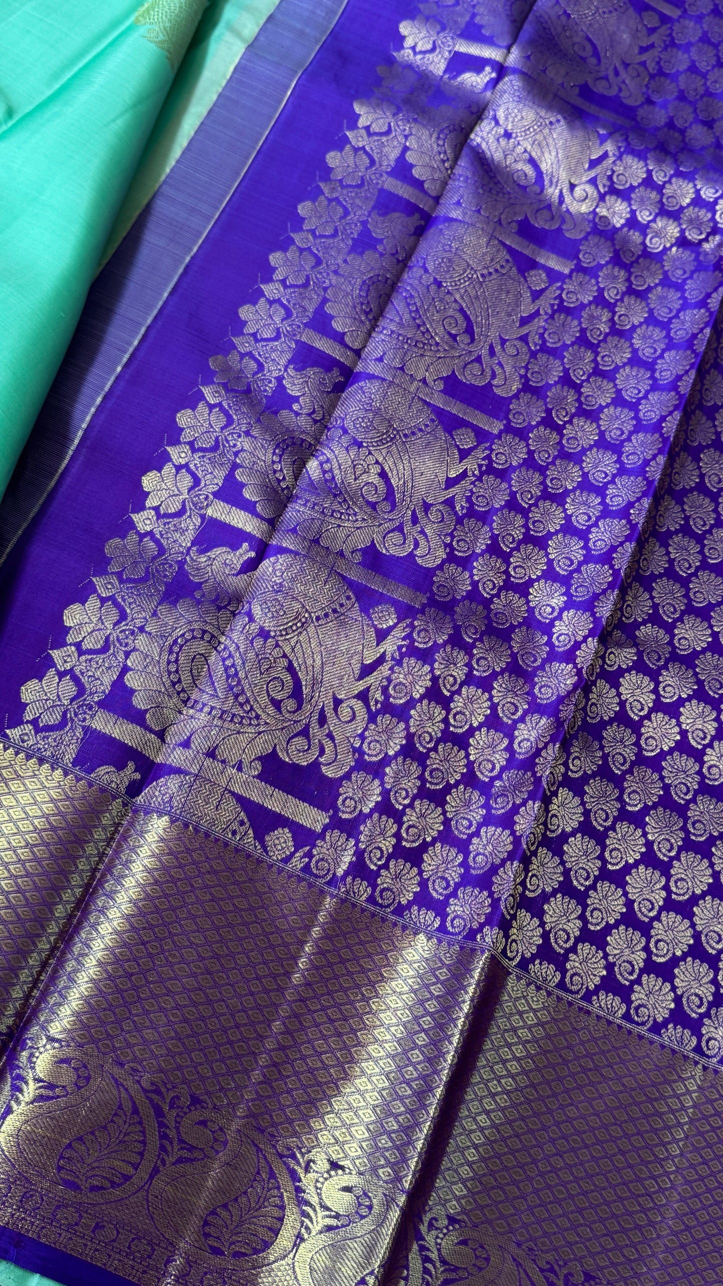 KANJIVARAM PURE SILK HANDLOOM SAREE – AQUAMARINE & PURPLE WITH MANGO AND PEACOCK MOTIFS