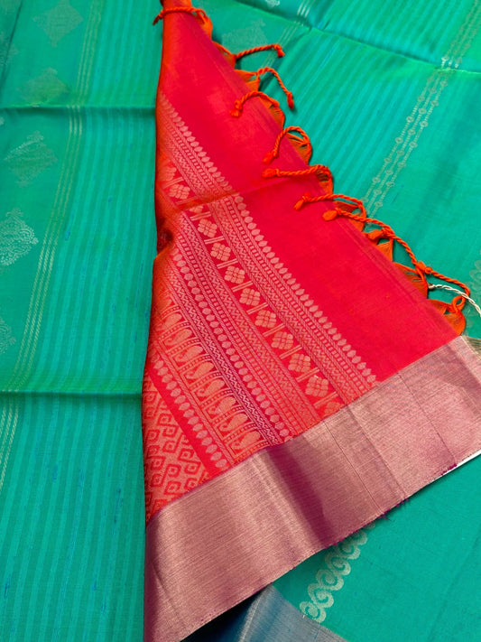 Handloom KANJIVARAM PURE SOFT SILK SAREE WITH ELEGANT BORDERS – Rama Green with Orange/Pink dual tone