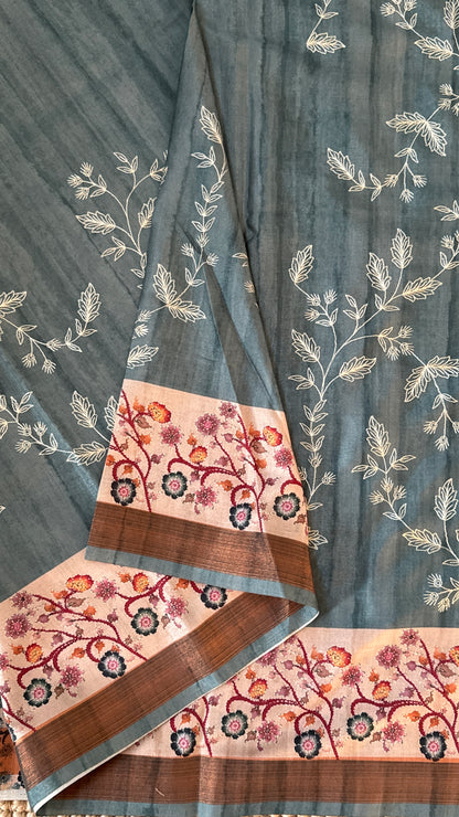 HANDLOOM SOFT RAW SILK KALAMKARI EMBROIDERED SAREE – GREY