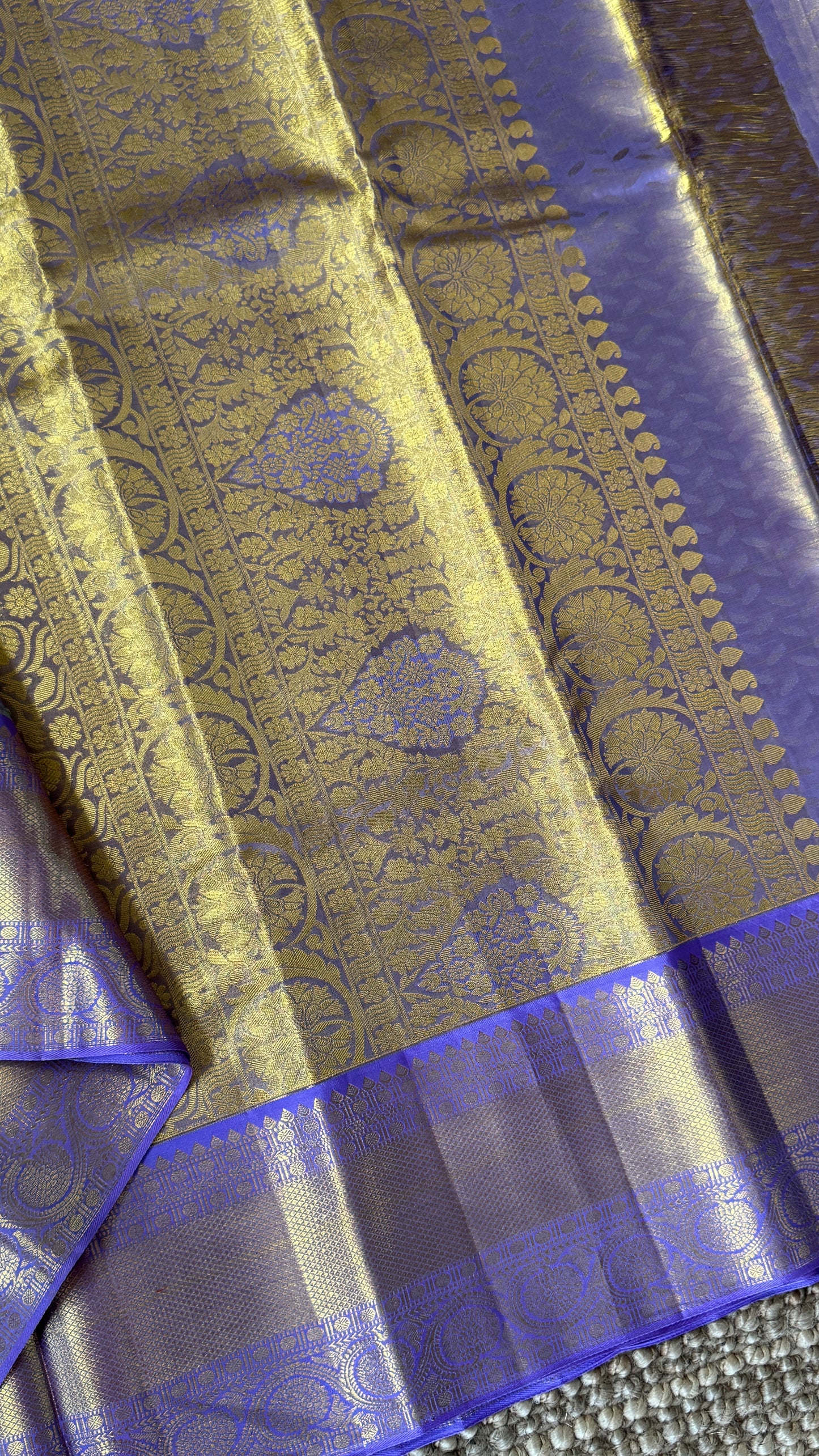 PURE TISSUE KANJIVARAM SILK HANDLOOM SAREE – SEA GREEN WITH PURPLE-GOLD BORDER