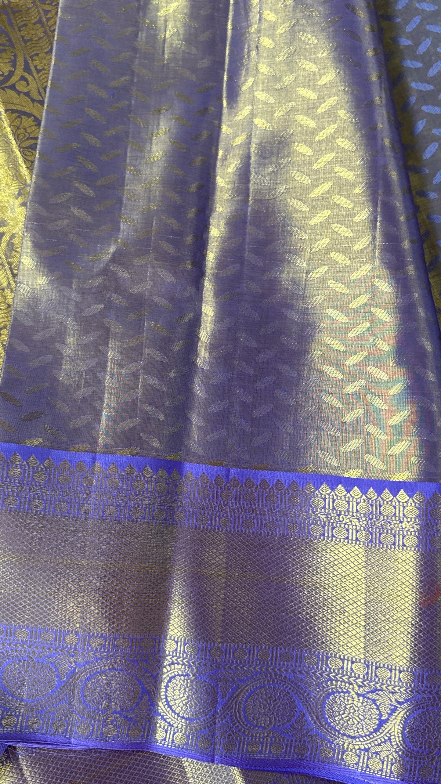 PURE TISSUE KANJIVARAM SILK HANDLOOM SAREE – SEA GREEN WITH PURPLE-GOLD BORDER