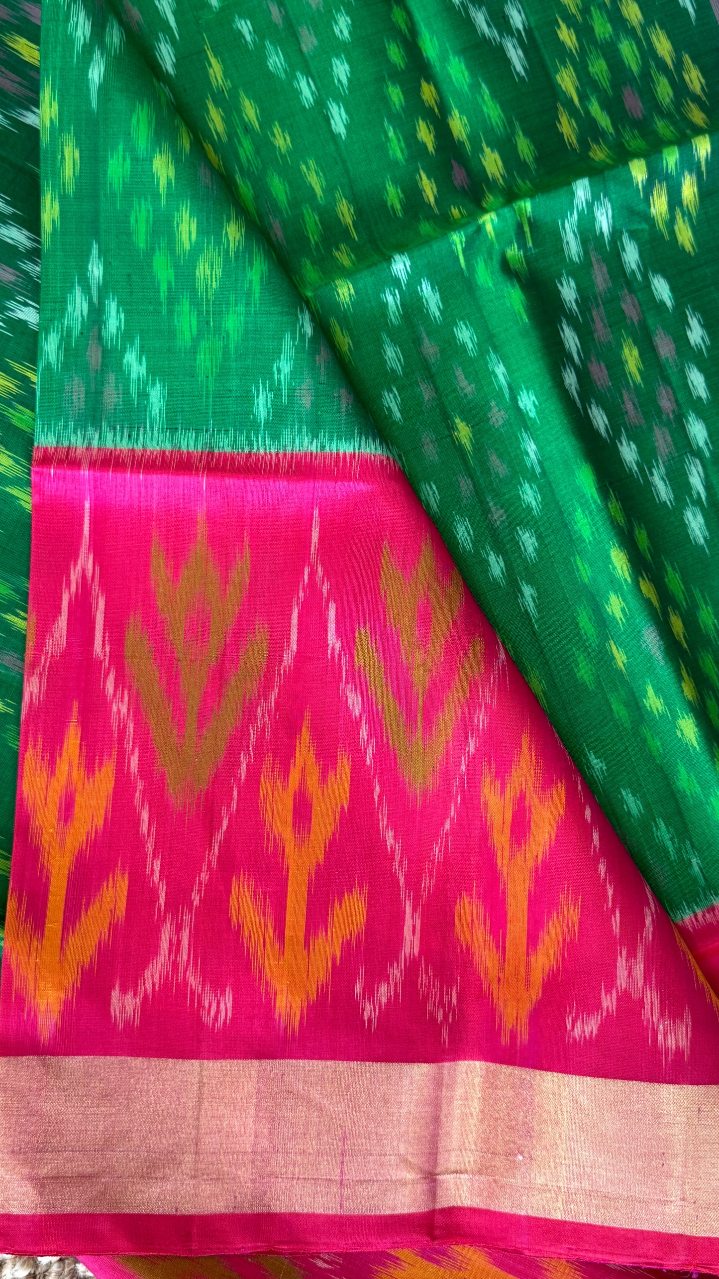 PURE SOFT SILK HANDLOOM SAREE – BOTTLE GREEN WITH PINK BORDER