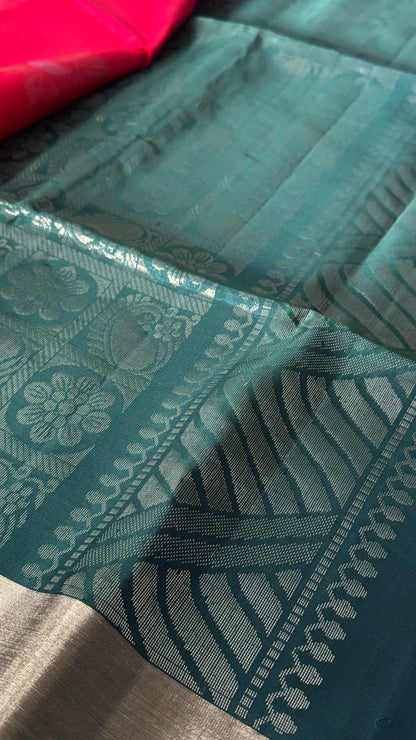 KANCHIVARAM PURE SOFT SILK HANDLOOM SAREE – Red with Bottle Green Pallu