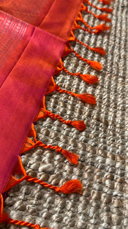 Pure Kanjivaram Soft Silk  Borderless Saree – Copper Sulphate Blue with Dual Tone Pallu