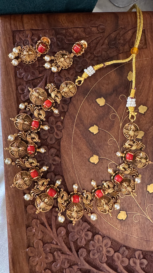 Antique Neckpiece with Earrings - Coral