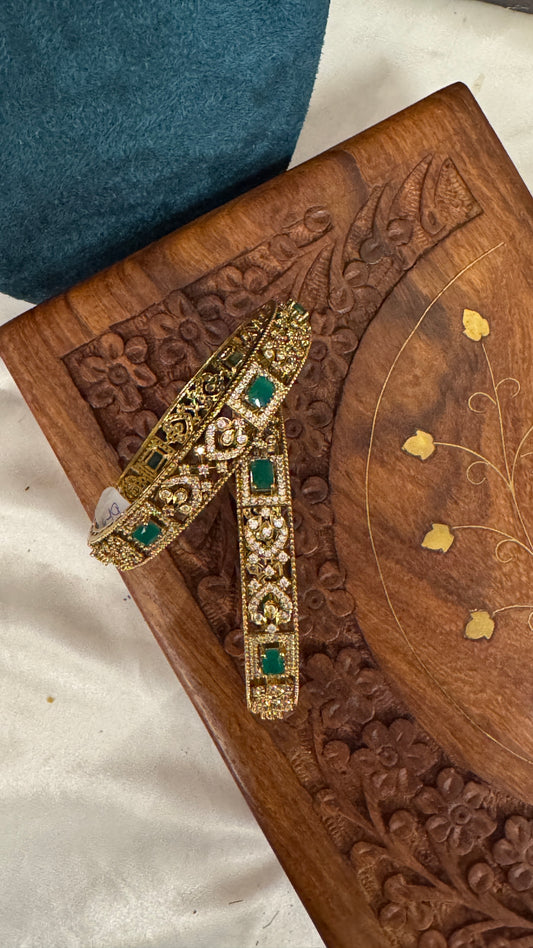 Antique gold plated Victorian Stone Bangle Set - Green Stones