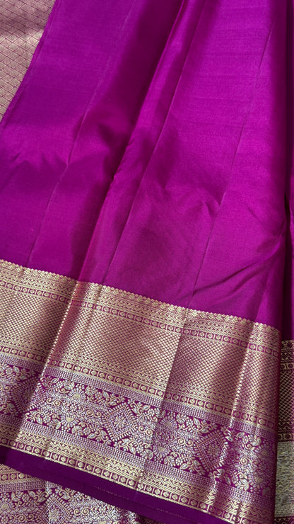 Pure Kanchivaram Silk Saree – Exquisite Pink with Gold Zari Brocade Weaving