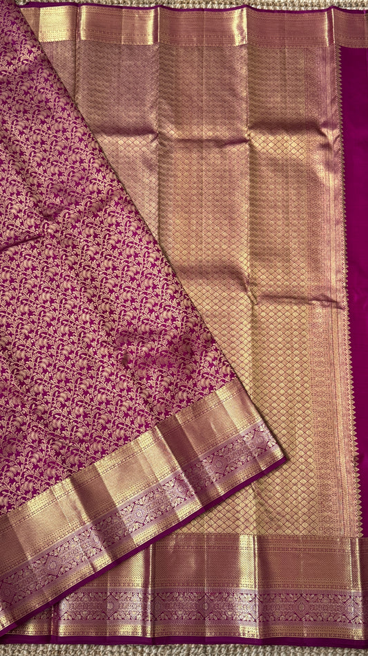 Pure Kanchivaram Silk Saree – Exquisite Pink with Gold Zari Brocade Weaving