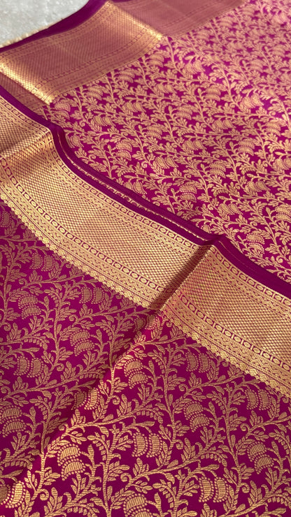 Pure Kanchivaram Silk Saree – Exquisite Pink with Gold Zari Brocade Weaving