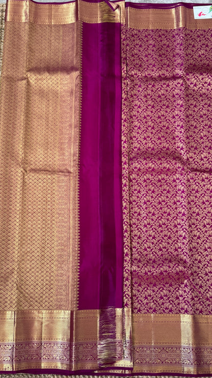 Pure Kanchivaram Silk Saree – Exquisite Pink with Gold Zari Brocade Weaving