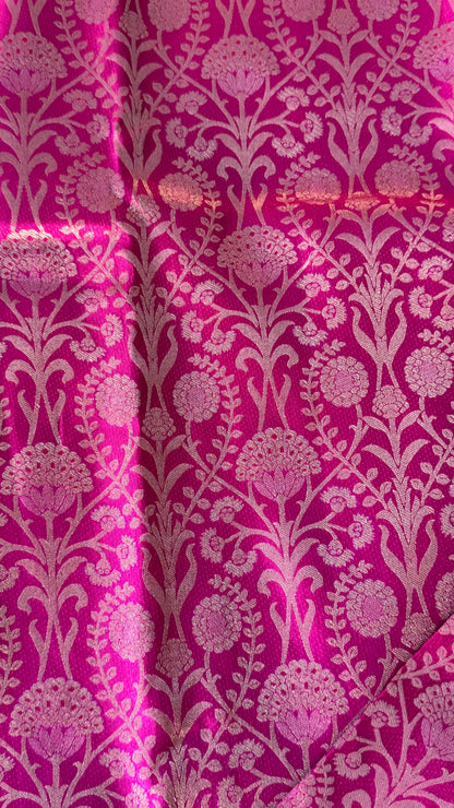 Pure Kanchivaram Silk Saree – Exquisite Pink with Gold Zari Brocade Weaving