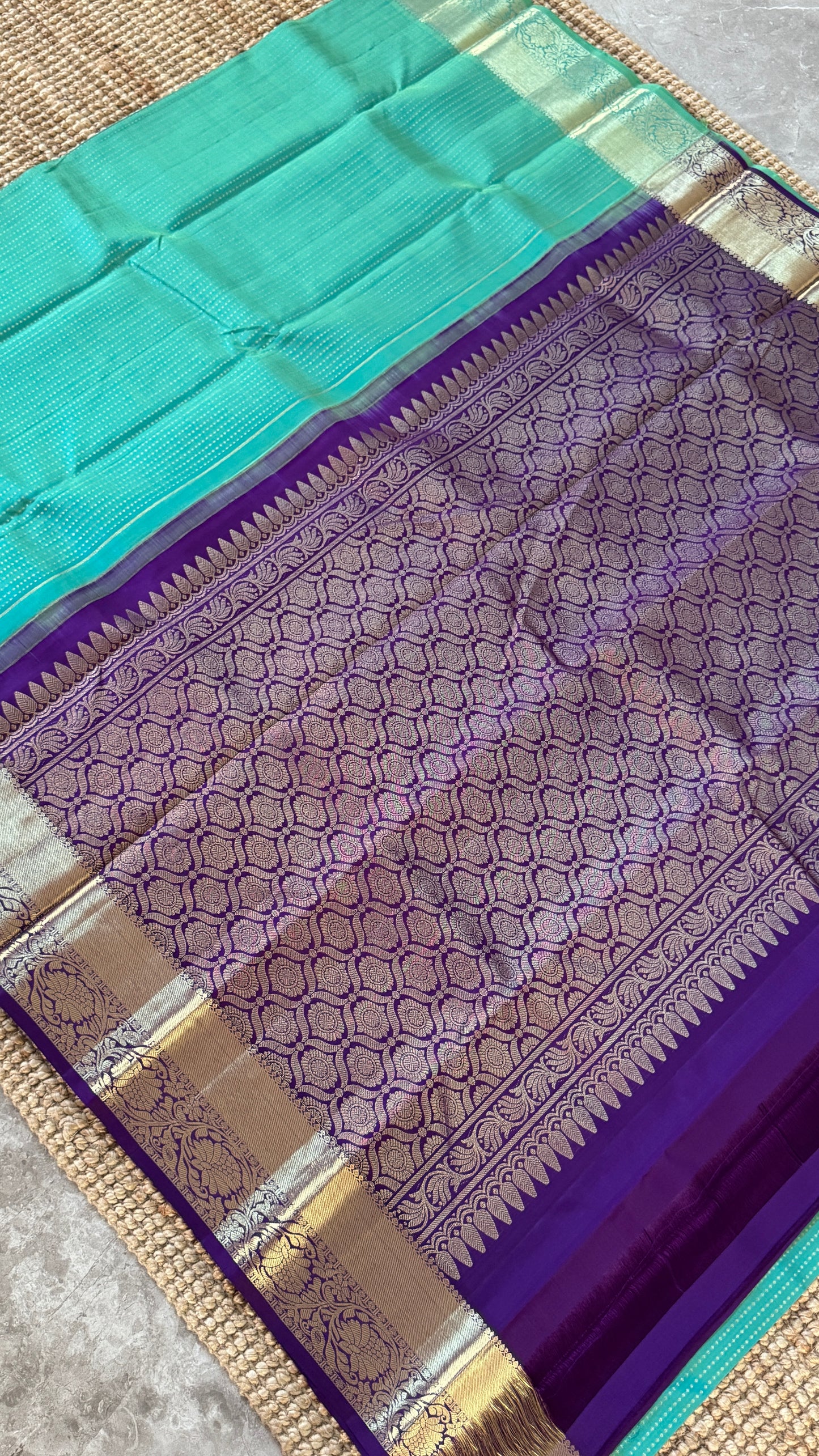 KANJIVARAM PURE SILK HANDLOOM SAREE – AQUAMARINE & PURPLE