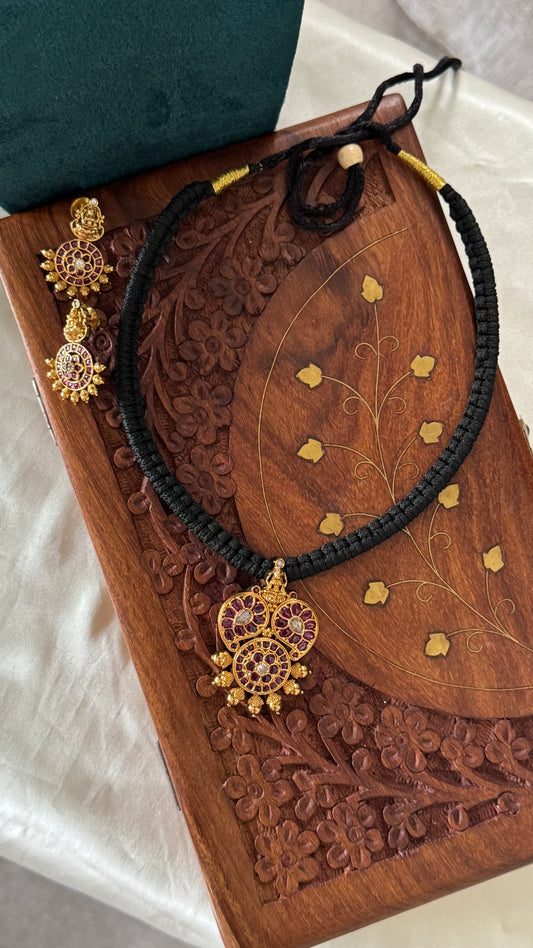 Mango Black Bead Thread Necklace set
