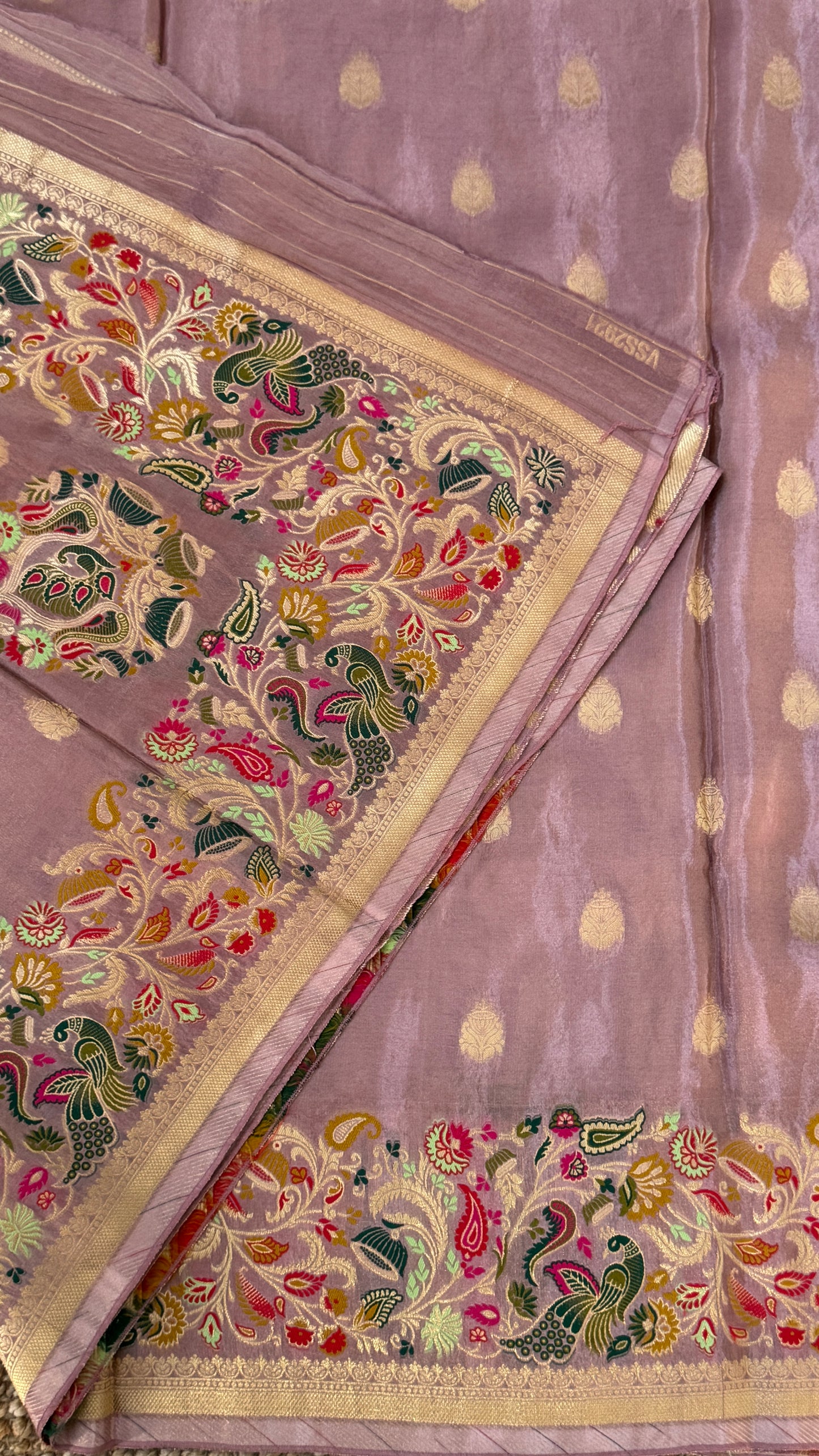 Soft Tissue Silk Saree – Elegant Light Pink with Intricate Weaving