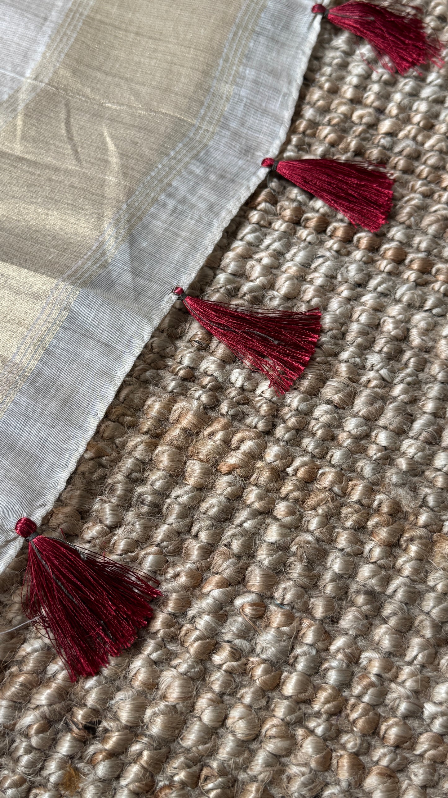 Pure Khadi Handloom Cotton Saree – Borderless Red with Orange & Red Floral Weave