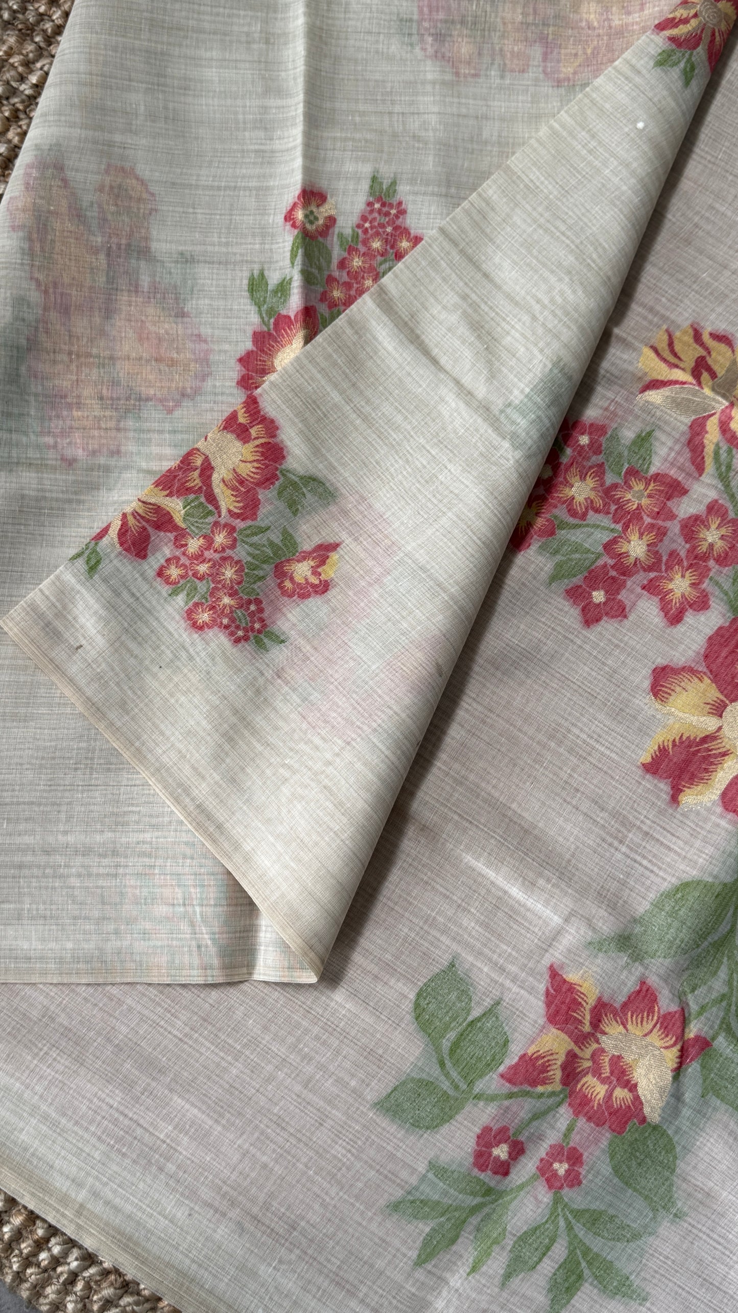 Pure Khadi Handloom Cotton Saree – Borderless Red with Orange & Red Floral Weave