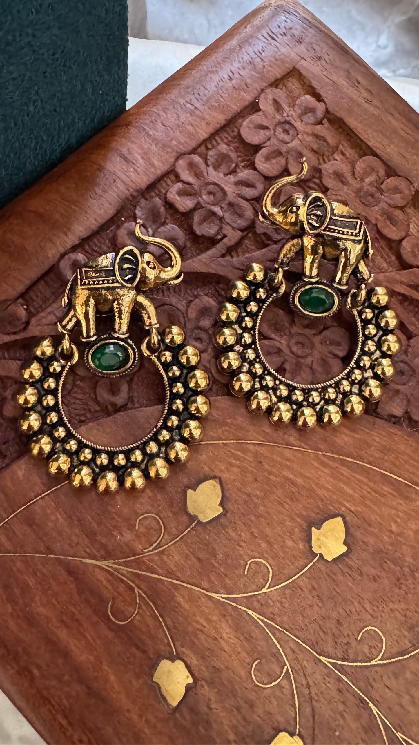 Gorgeous Designer Elephant Earring Set - Green Stone